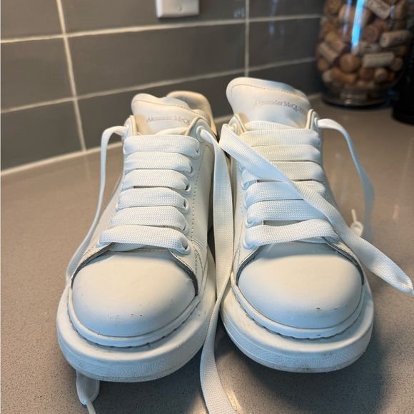 Alexander McQueen Classic White Lace-Up Sneakers - Picture 2 of 6